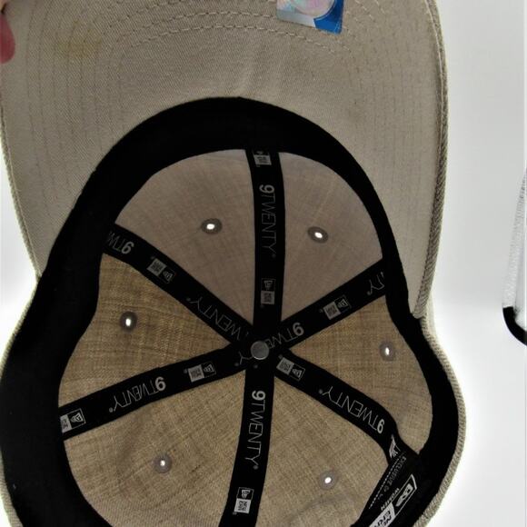 New Era 9TWENTY Arkansas Razorbacks Women's Hat Ball Cap Adjustable Khaki EUC - Picture 10 of 11